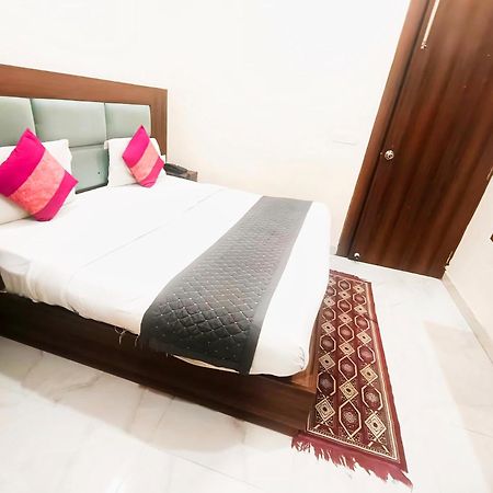 Hotel Shiva International Near By Igi Airport นิวเดลี ภายนอก รูปภาพ