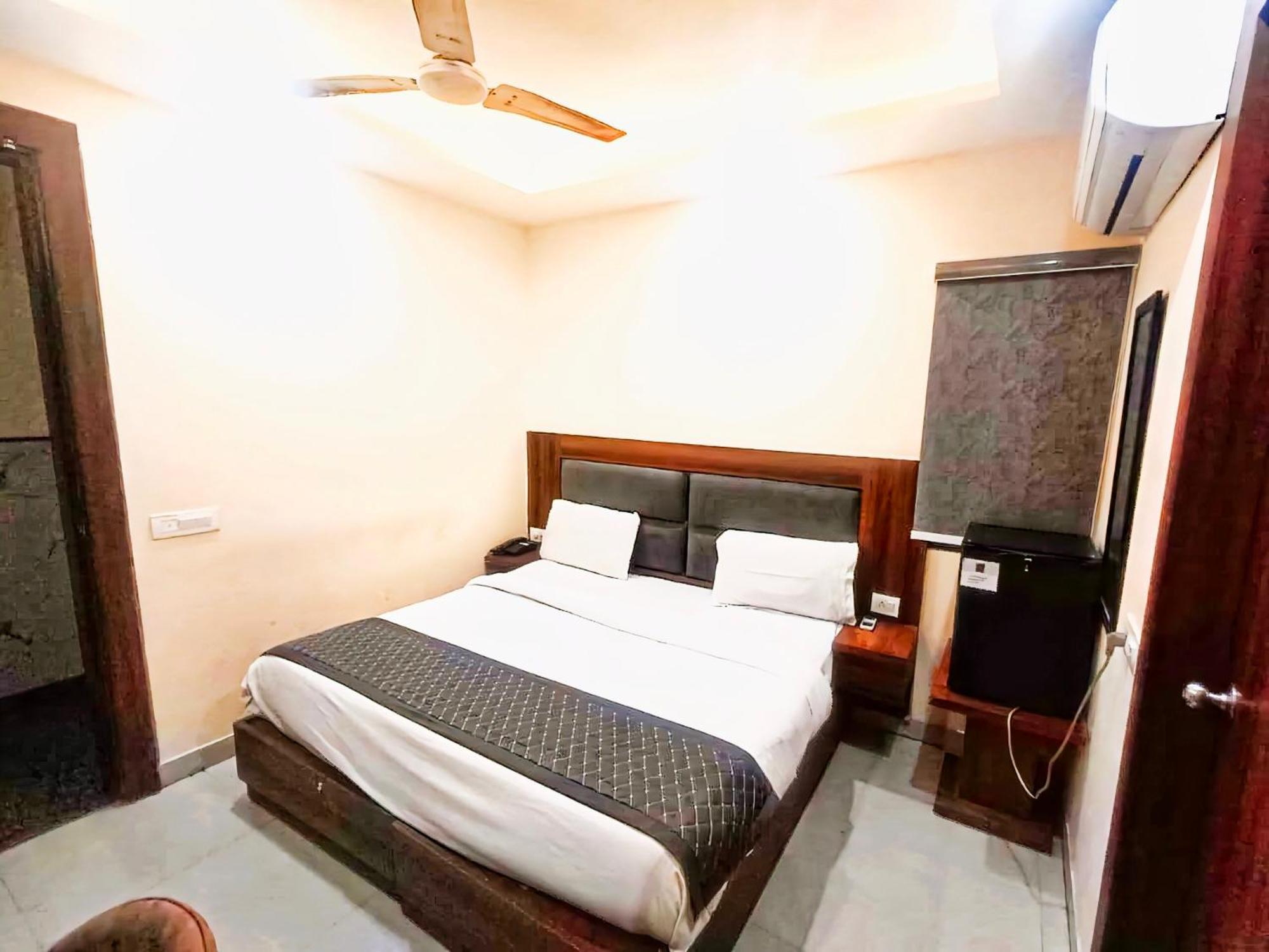 Hotel Shiva International Near By Igi Airport นิวเดลี ภายนอก รูปภาพ
